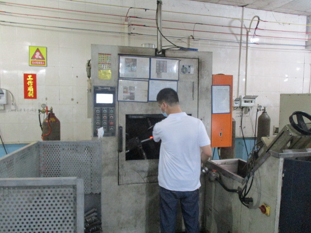 Guangzhou Tech master auto parts co.ltd ligne de production en usine