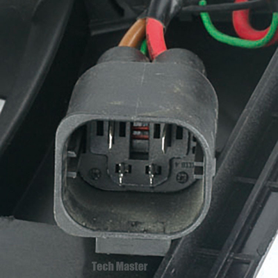 Ventilateur électrique de radiateur pour Mercedes Benz W204 400W avec la brosse A2045000193 de module de commande