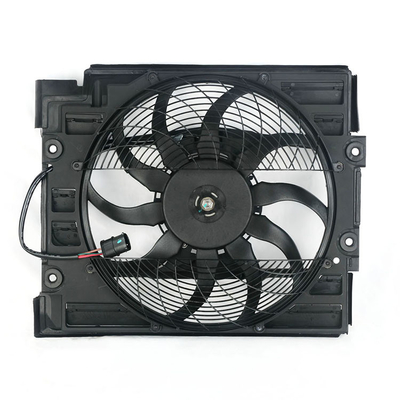 Le ventilateur d'a/c de radiateur électrique de condensateur adapte la SÉRIE 64548380780 de BMW E39 5 64546921395 64546921946 1995-2003