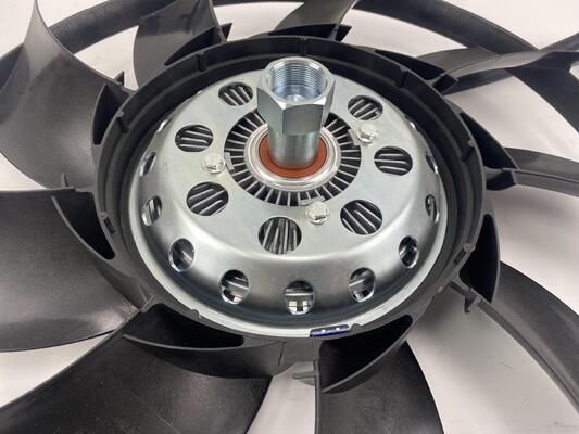 LR025965 Condensateur de refroidissement du radiateur Ventilateur moteur pour Land Rover Range Rover Sport Système de refroidissement automatique