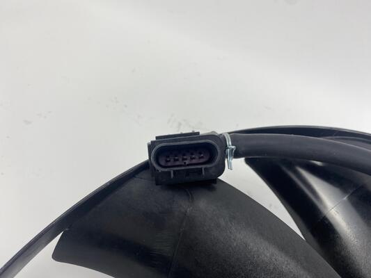 Ventilateur de refroidissement du radiateur de voiture pour Land Rover Range Rover Sport Ventilateurs de refroidissement par air LR025965G PGG500370