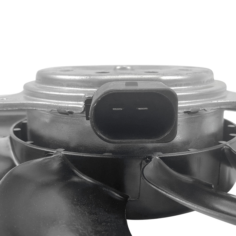 Moteur de ventilateur de refroidissement automobile en caoutchouc d'acier en aluminium pour Audi A4 S4 Q5 A5 A7 Macan